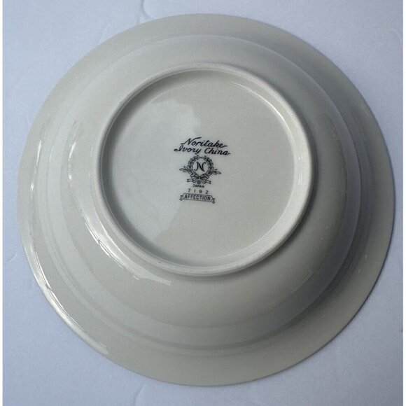 Noritake Affection Soup Salad‎ Bowl 7” Vintage Ivory Floral Silver Trim 7192 - Picture 3 of 5